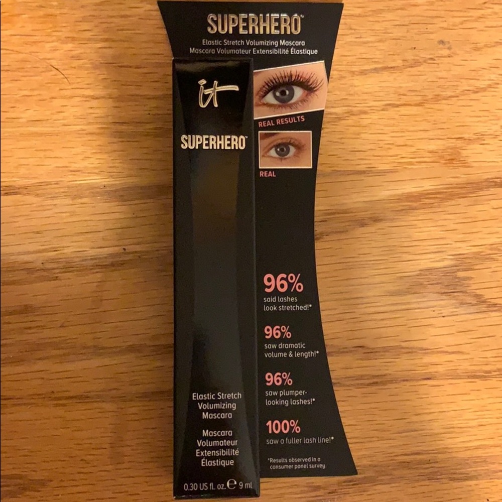 IT Superhero Mascara